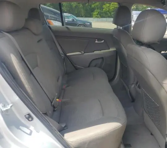 2016 KIA SPORTAGE LX  