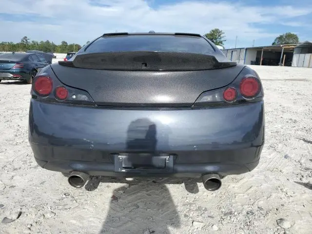 2011 INFINITI G37   