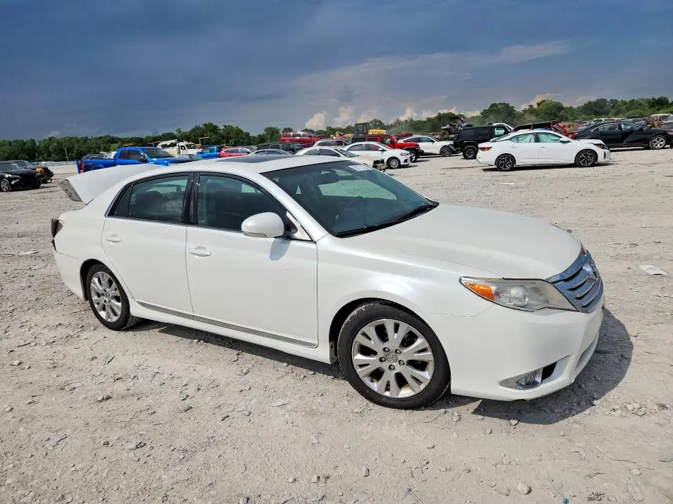 2011 TOYOTA AVALON BASE  