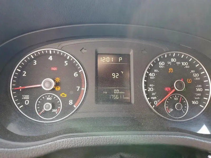 2014 VOLKSWAGEN PASSAT S  