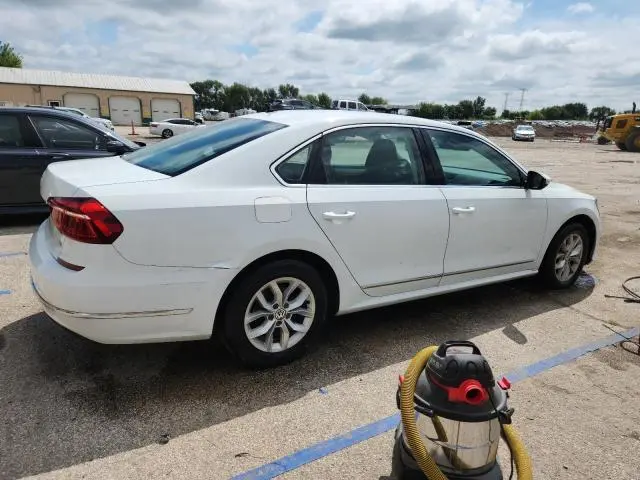 2017 VOLKSWAGEN PASSAT S  