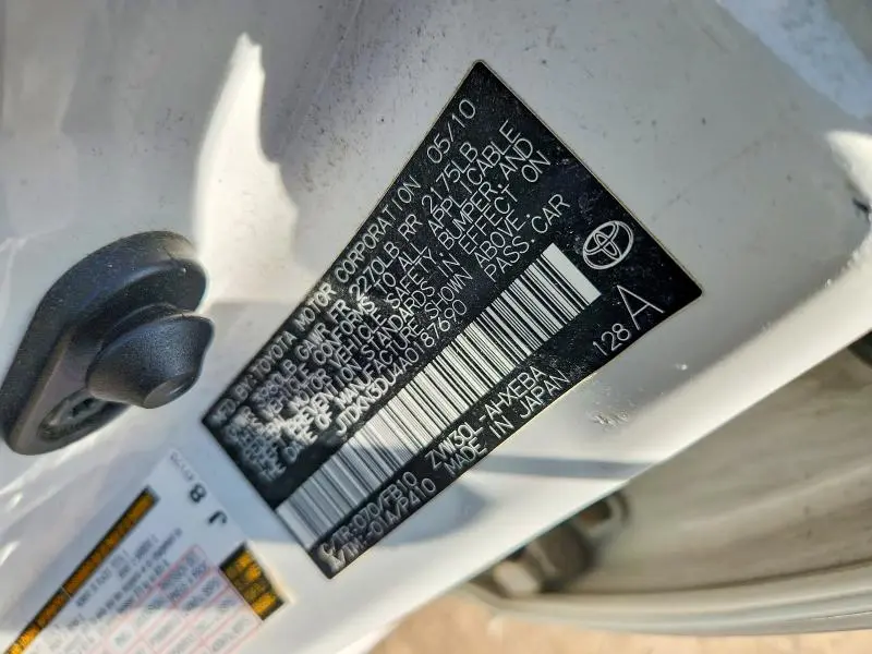 2010 TOYOTA PRIUS II  