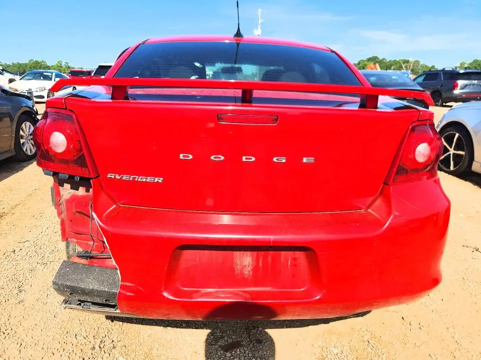 2014 DODGE AVENGER SE  