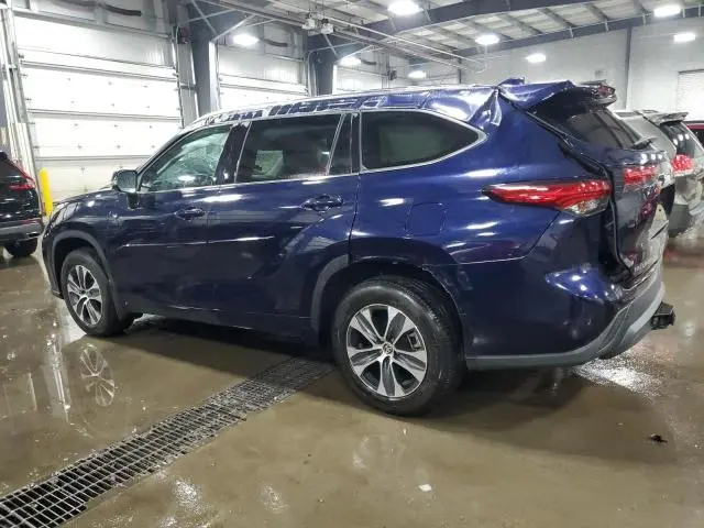 2020 TOYOTA HIGHLANDER XLE  
