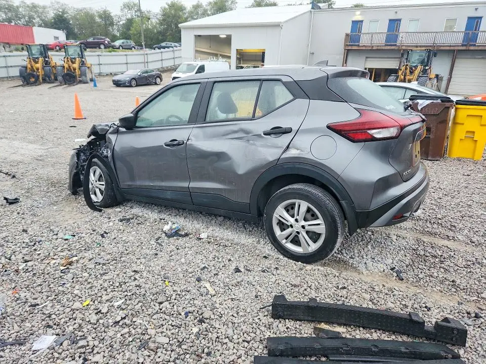 2023 NISSAN KICKS S  