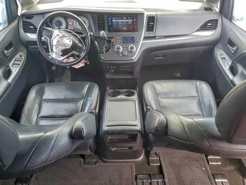 2015 TOYOTA SIENNA SPORT  