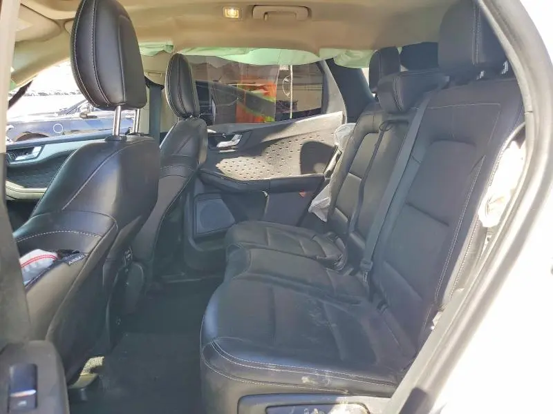 2020 FORD ESCAPE SE SPORT  