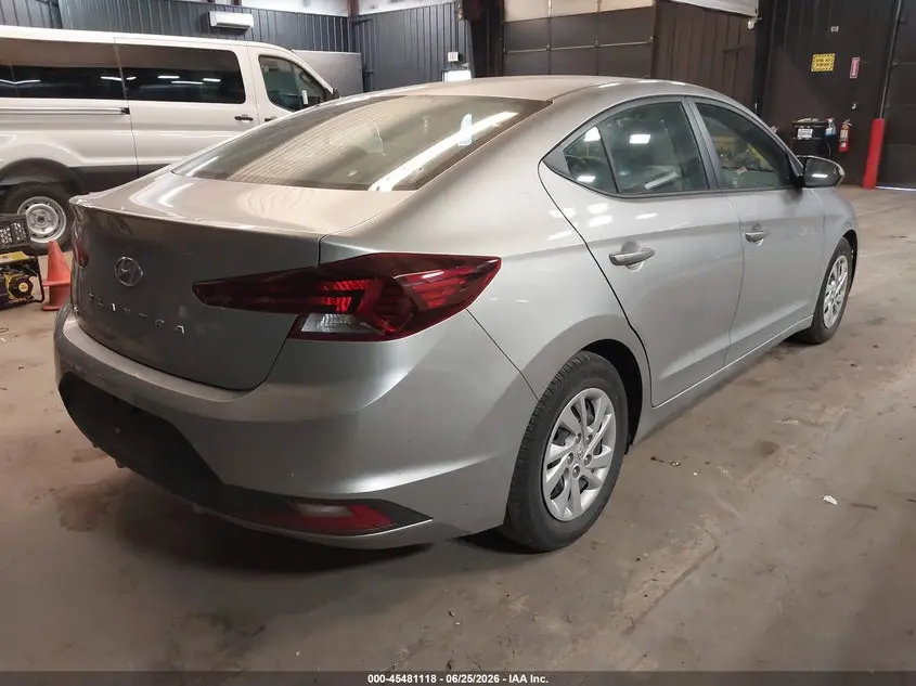 2020 HYUNDAI ELANTRA SE