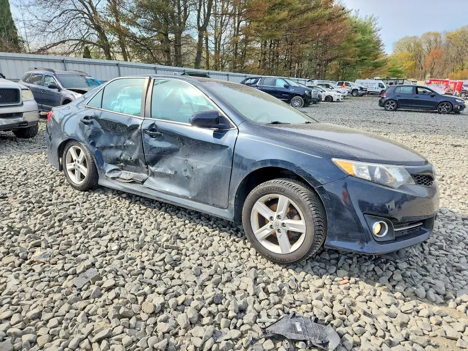 2014 TOYOTA CAMRY L  