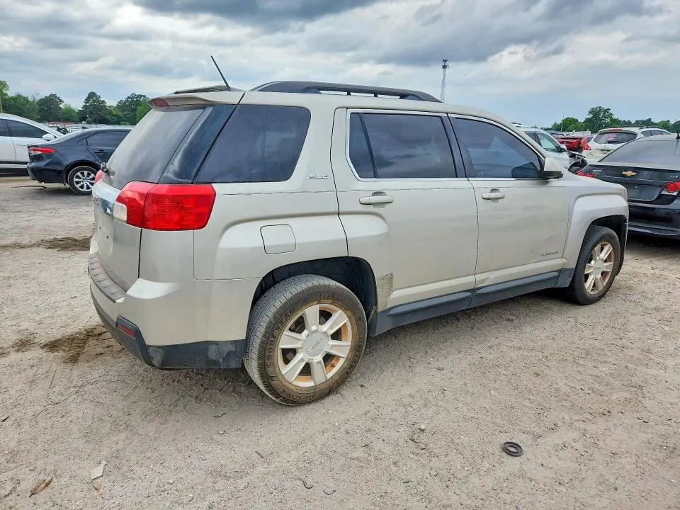 2013 GMC TERRAIN SLE  