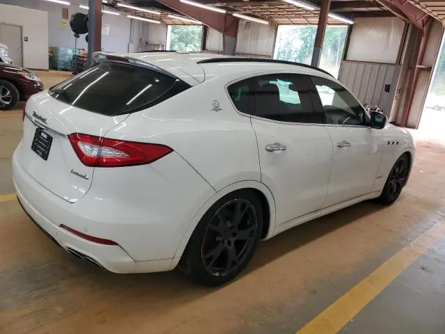 2018 MASERATI LEVANTE SPORT  