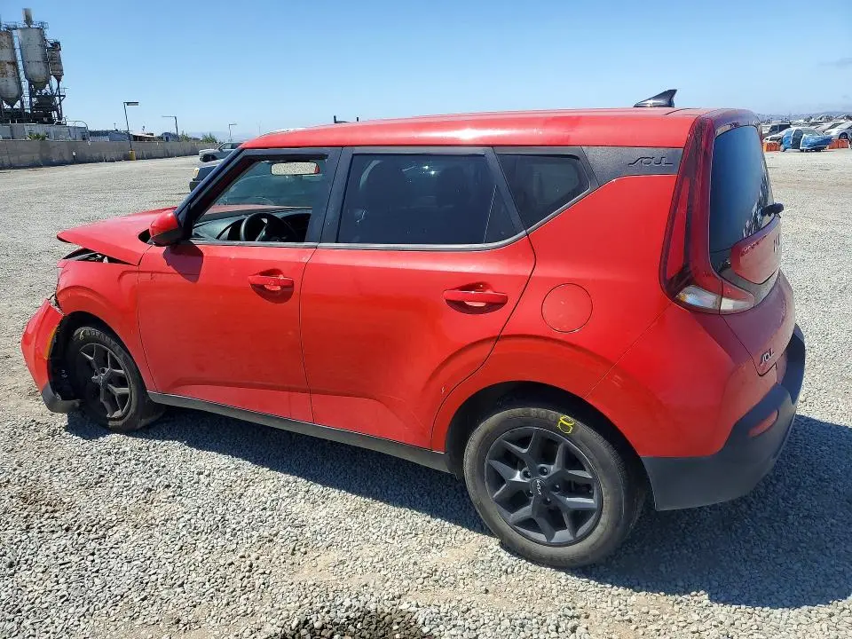 2022 KIA SOUL LX  
