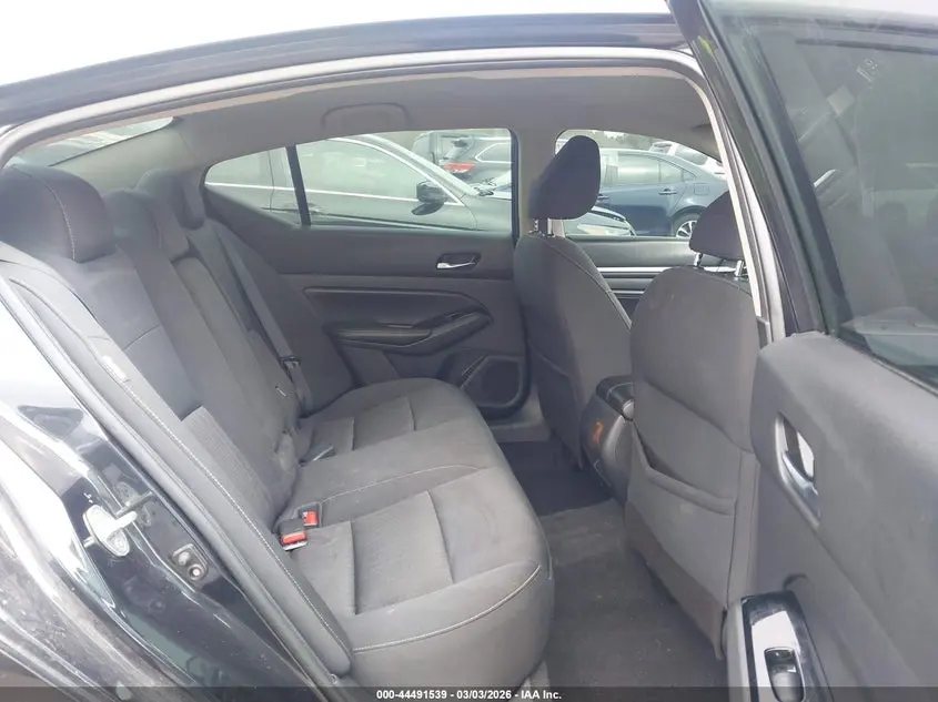 2021 NISSAN ALTIMA SV FWD