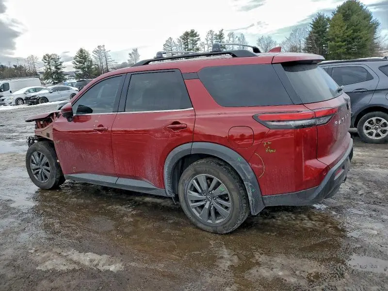 2022 NISSAN PATHFINDER SV  
