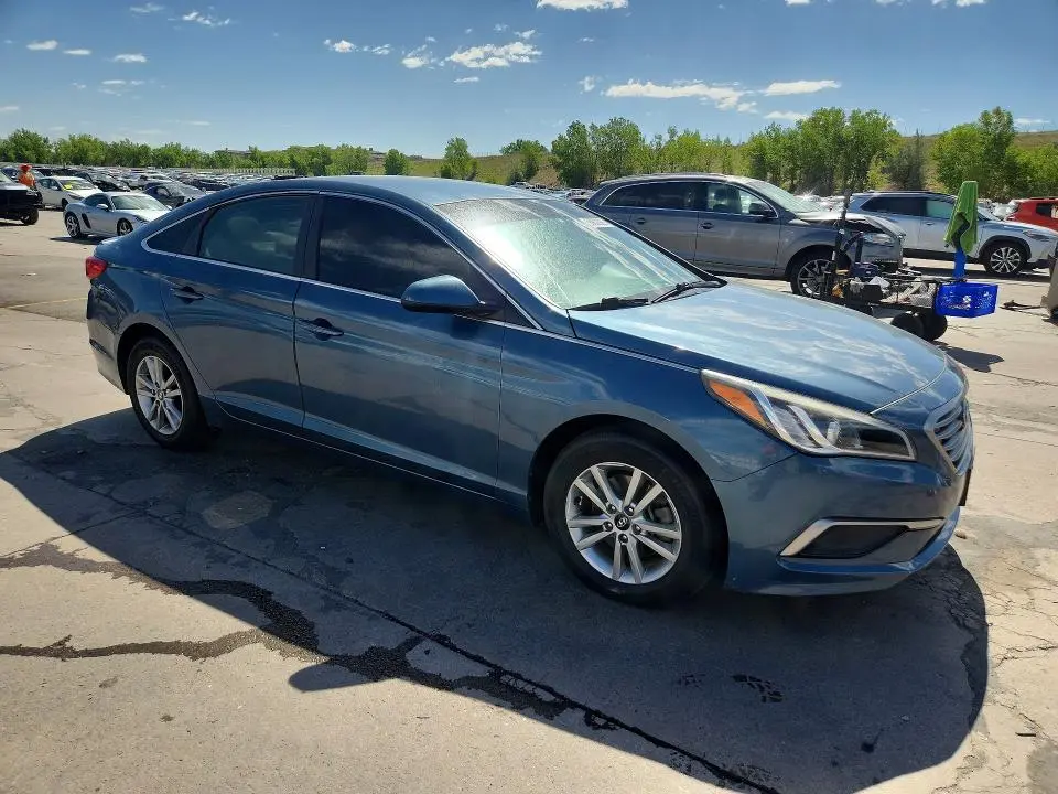 2017 HYUNDAI SONATA SE  