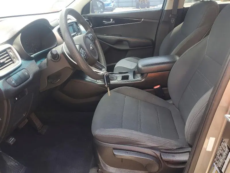 2016 KIA SORENTO LX V6  