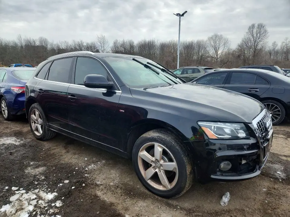 2011 AUDI Q5 PREMIUM PLUS  
