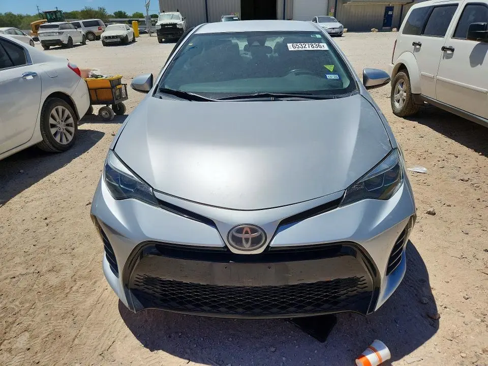 2018 TOYOTA COROLLA SE  