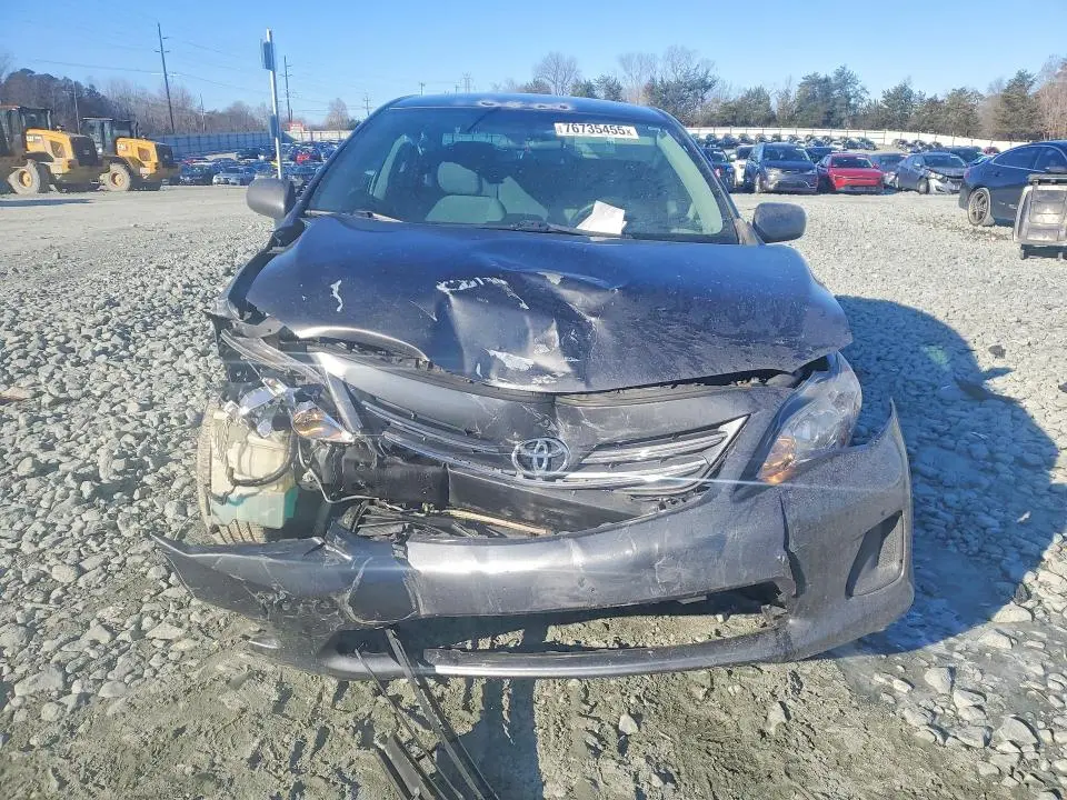 2013 TOYOTA COROLLA BASE  