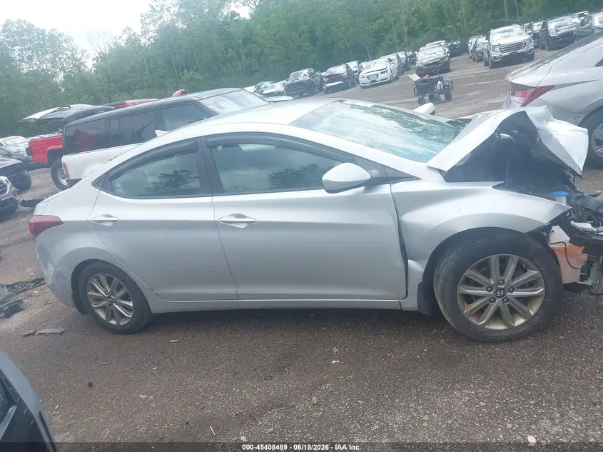 2015 HYUNDAI ELANTRA SE