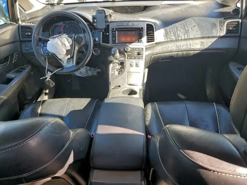 2013 TOYOTA VENZA LE  