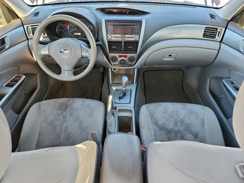 2010 SUBARU FORESTER XS  