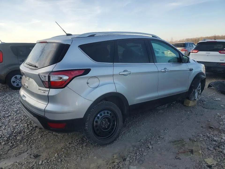 2017 FORD ESCAPE TITANIUM  