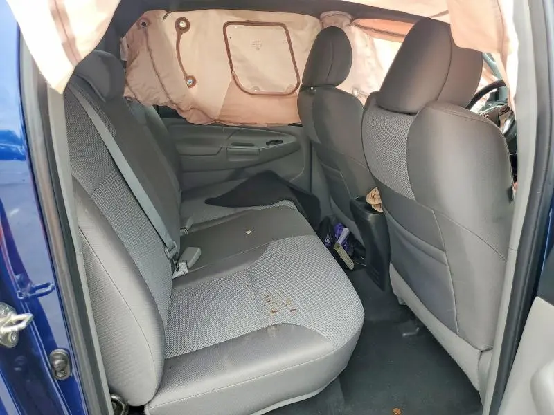2015 TOYOTA TACOMA V6  
