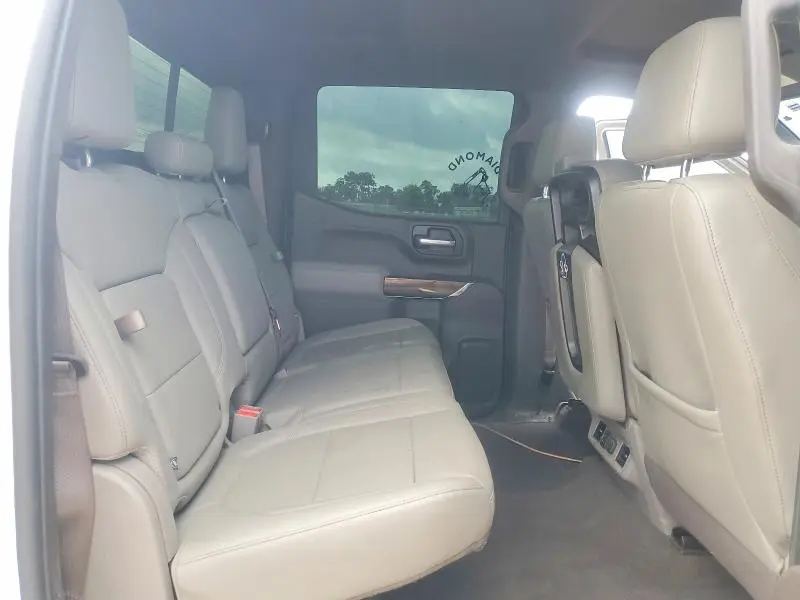 2020 CHEVROLET SILVERADO K1500 LT  