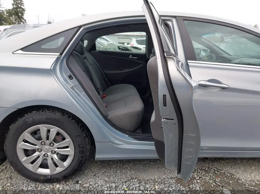 2011 HYUNDAI SONATA GLS