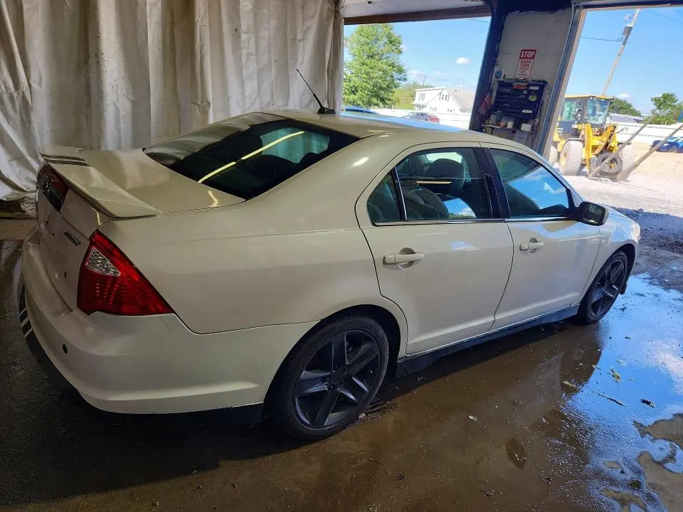2011 FORD FUSION SPORT  