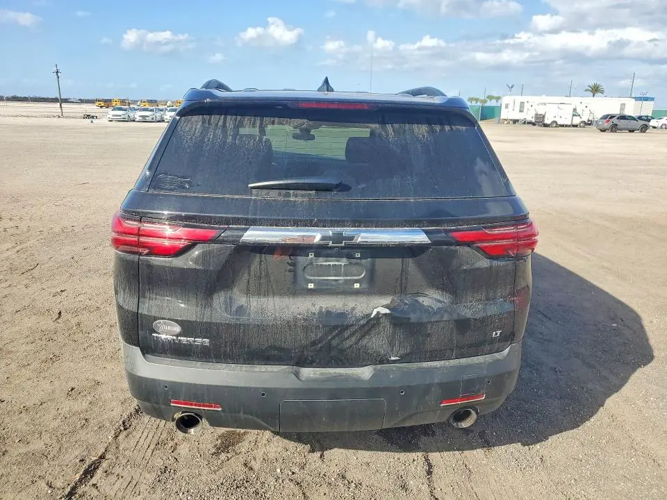 2022 CHEVROLET TRAVERSE LT  