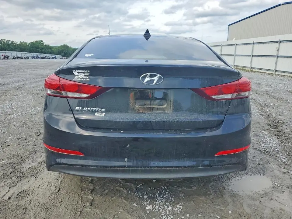 2017 HYUNDAI ELANTRA SE  