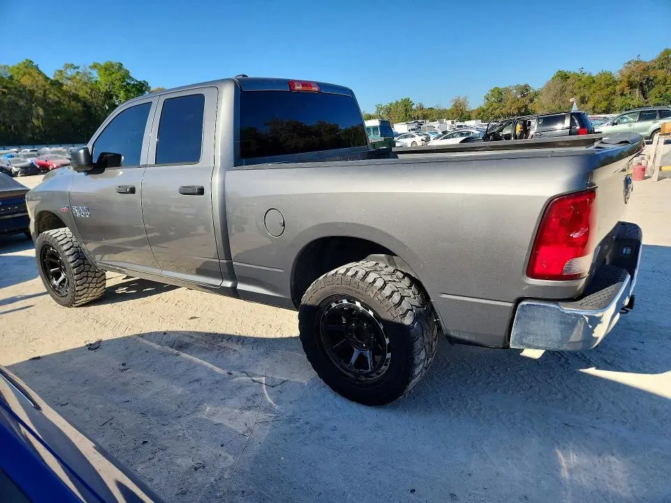 2013 RAM 1500 ST  
