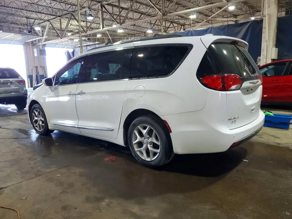 2017 CHRYSLER PACIFICA TOURING L PLUS  