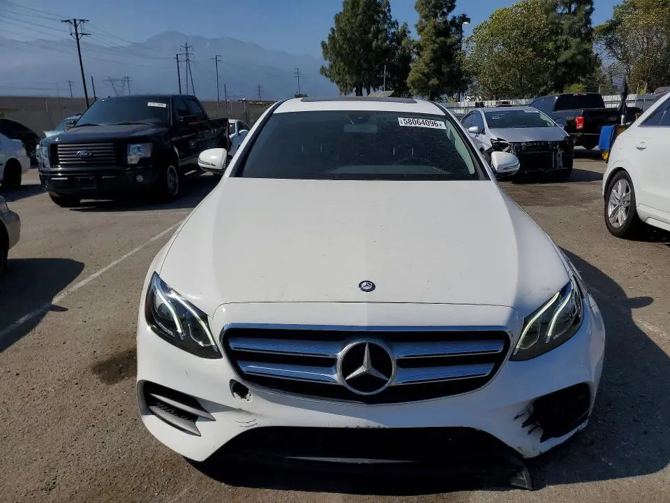 2017 MERCEDES-BENZ E 300  