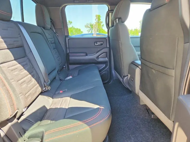2025 NISSAN FRONTIER PRO-4X  