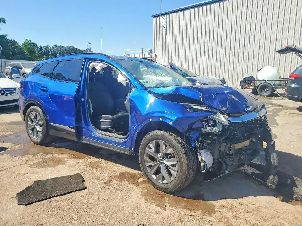 2024 KIA SPORTAGE SX  