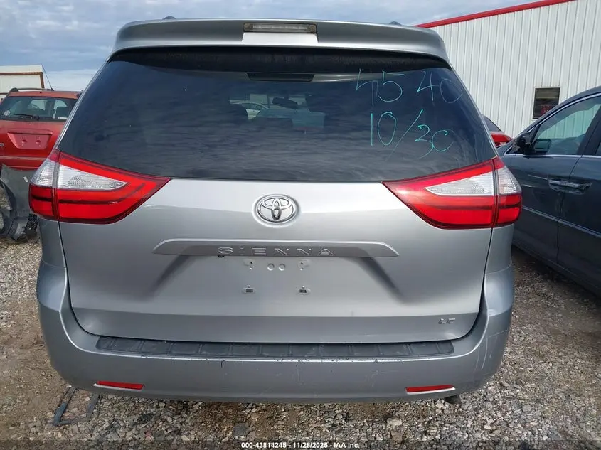 2015 TOYOTA SIENNA LE 8 PASSENGER