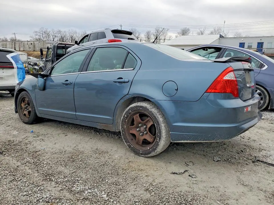 2011 FORD FUSION SE  