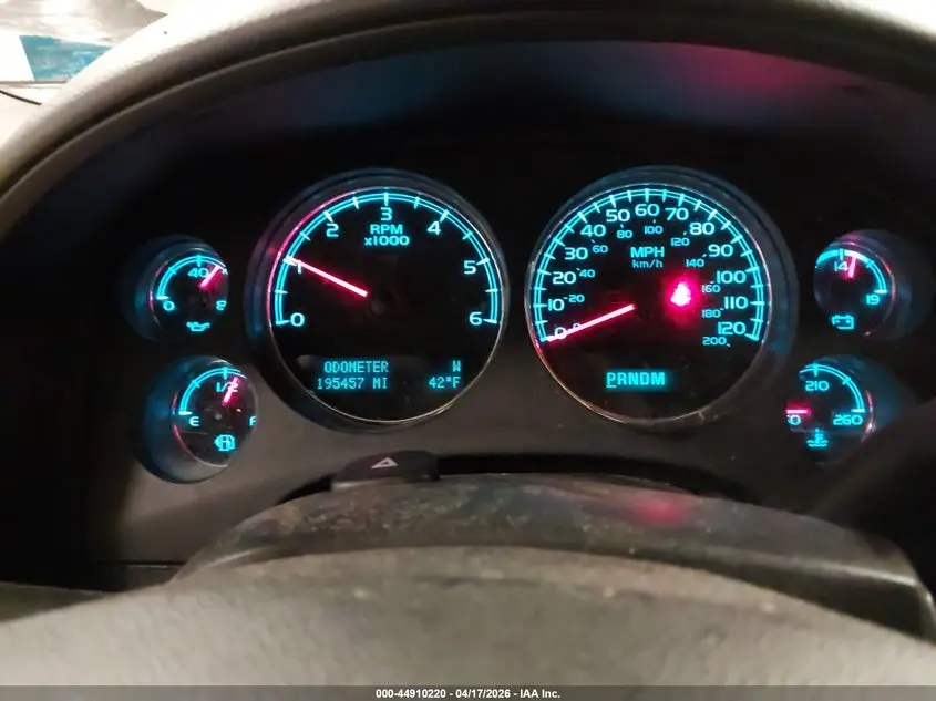 2013 CHEVROLET SUBURBAN 1500 LT