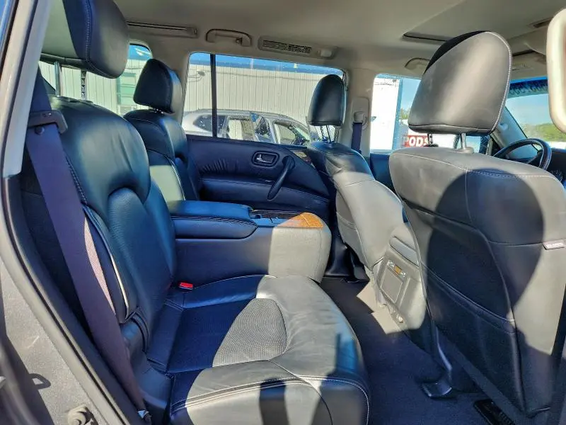 2017 INFINITI QX80 BASE  