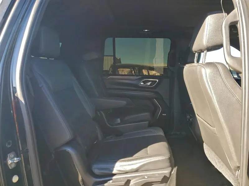 2021 CHEVROLET SUBURBAN C1500 LT  