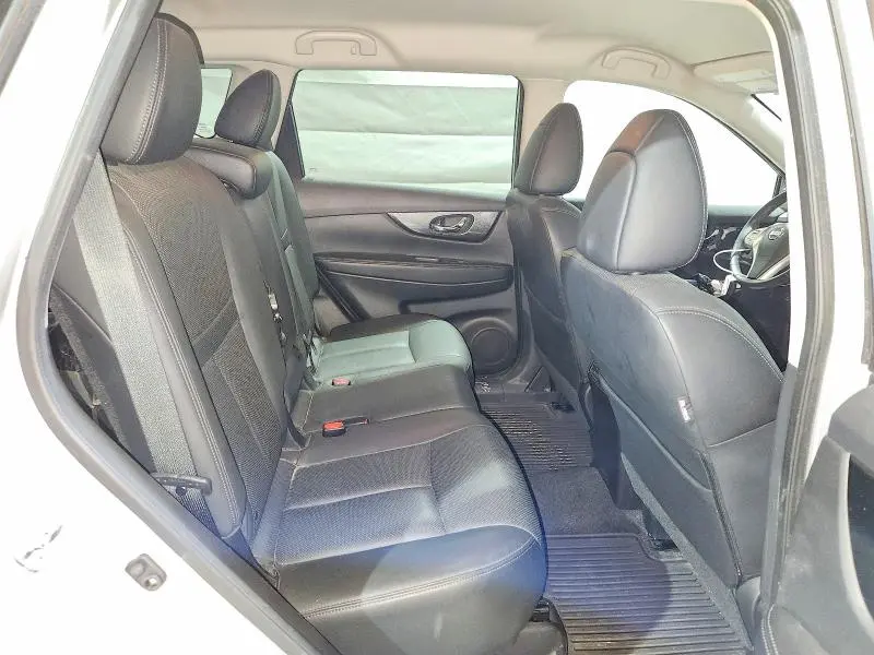 2014 NISSAN ROGUE SL  