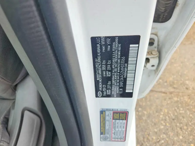 2021 HYUNDAI ELANTRA SEL  