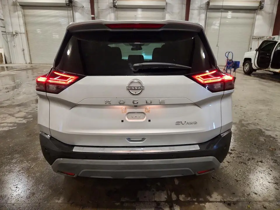 2022 NISSAN ROGUE SV  