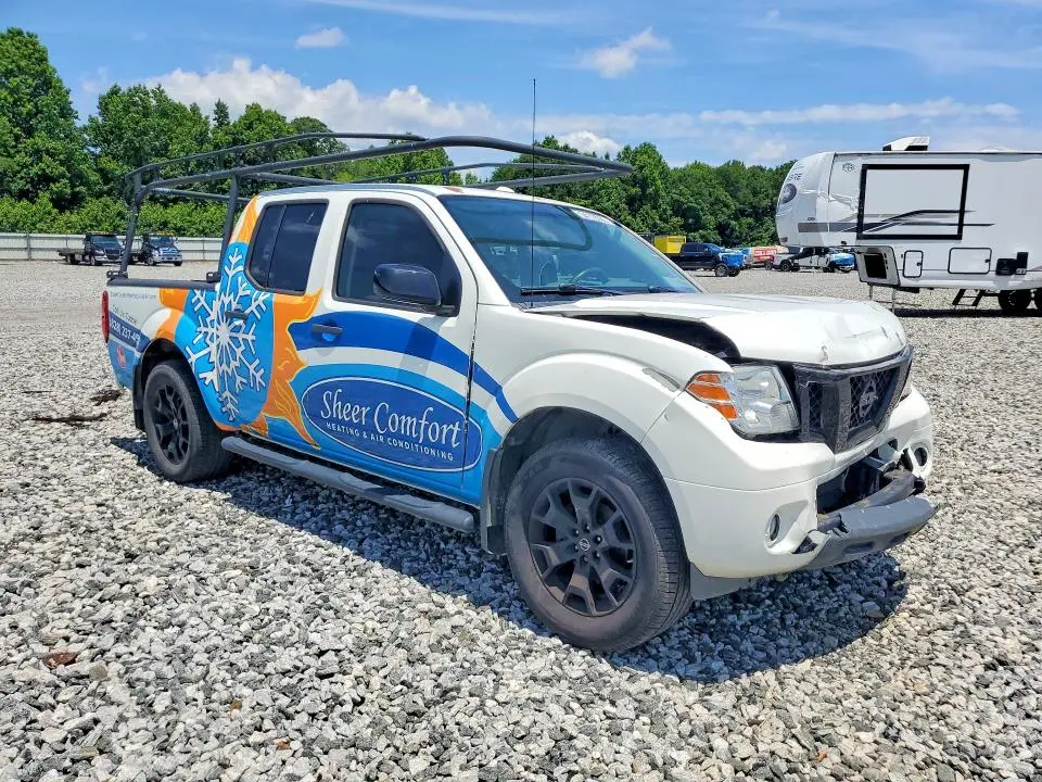 2018 NISSAN FRONTIER SV  