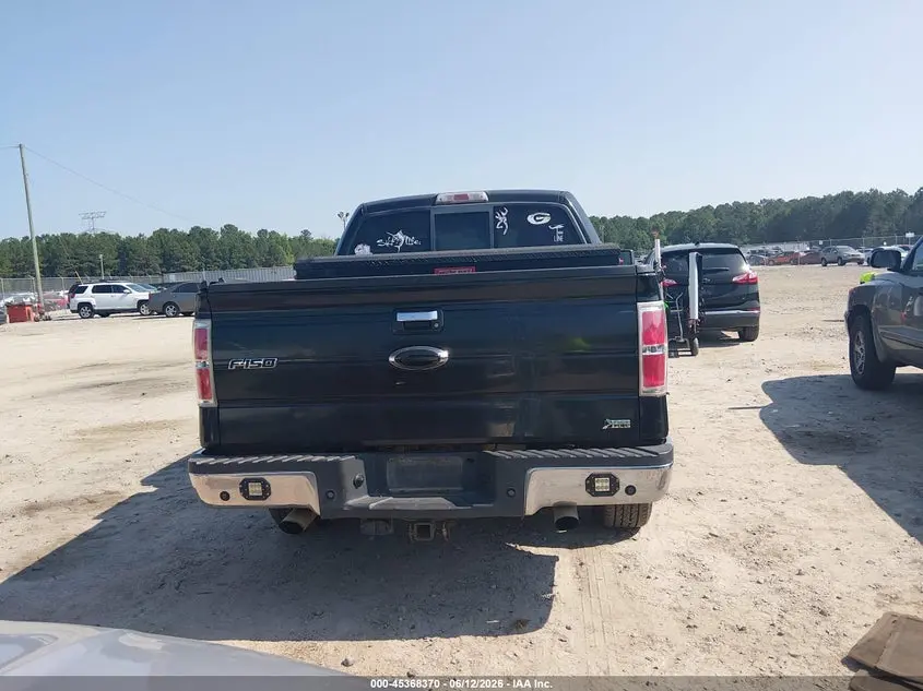 2010 FORD F-150 LARIAT