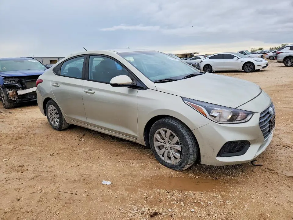 2018 HYUNDAI ACCENT SE  