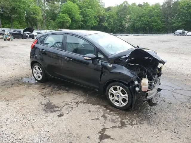 2014 FORD FIESTA SE  